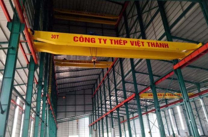 Cầu trục dầm đôi - Cầu Trục Và Cổng Trục Thuận Thành - Công Ty TNHH Sản Xuất Cơ Khí Thuận Thành